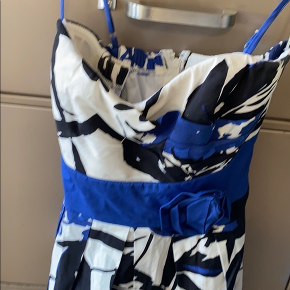 Summer dress - Picture 2 of 6